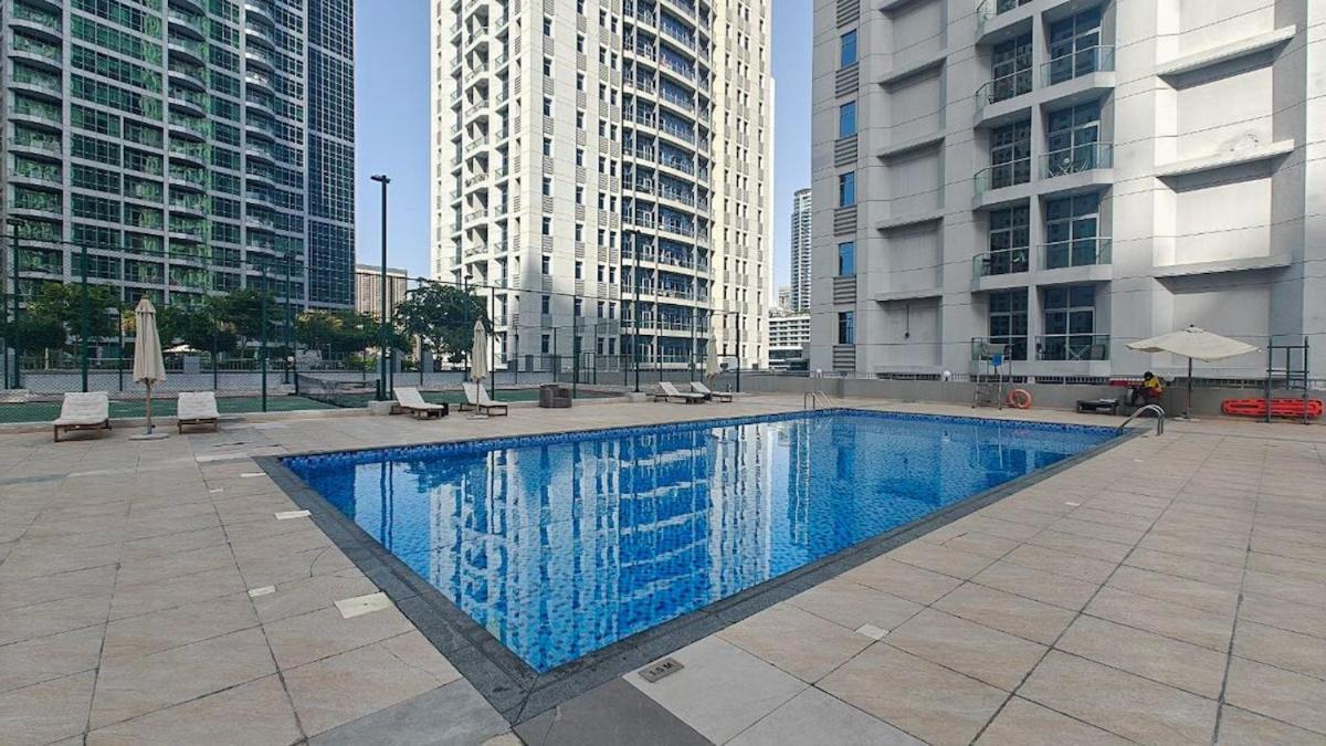 Wonderful 3-Bedroom With Marina Wharf Views In Dubai Marina Luaran gambar